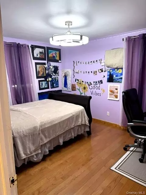 Bedroom - 8 Debora Dr, Plainview, NY 11803 photo 1 of 3