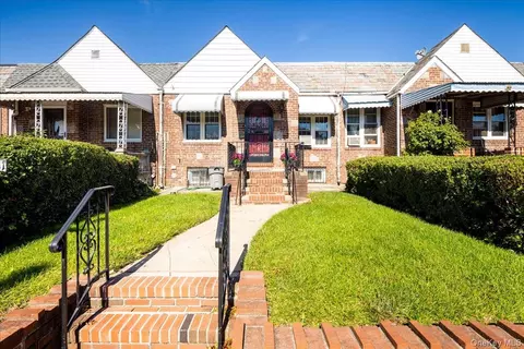 18311 Dunlop Ave, New York, NY 11412