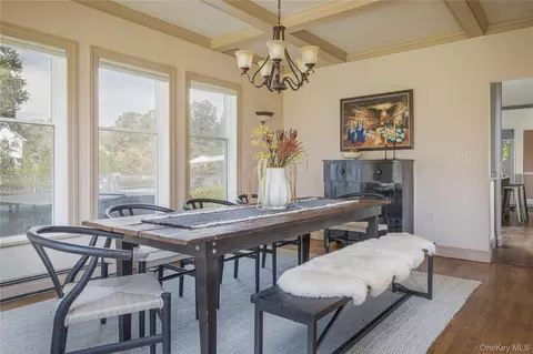 Dining - 79 Millbrook Rd, Wallkill, NY 12589 photo 2 of 3
