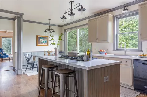 Kitchen - 79 Millbrook Rd, Wallkill, NY 12589 photo 1 of 3