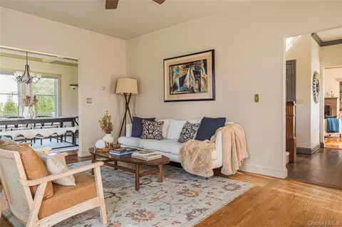 Living - 79 Millbrook Rd, Wallkill, NY 12589 photo 2 of 5