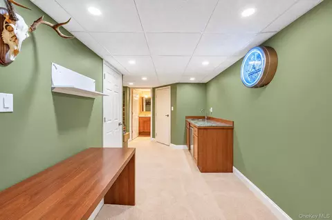 Entry Way - 30 Janet Dr, Plainview, NY 11803 photo 2 of 2