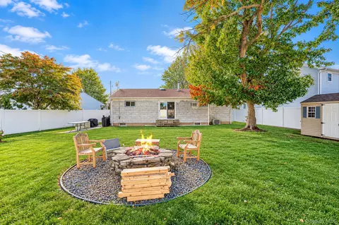 Exterior - 30 Janet Dr, Plainview, NY 11803 photo 6 of 8