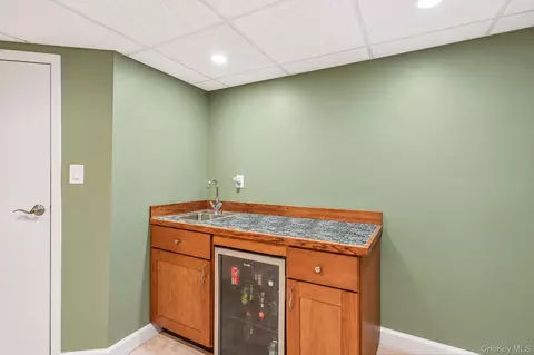 Other - 30 Janet Dr, Plainview, NY 11803 photo 14 of 17