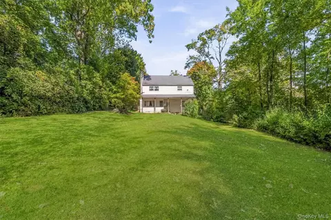 170 Topland Rd, Mahopac, NY 10541