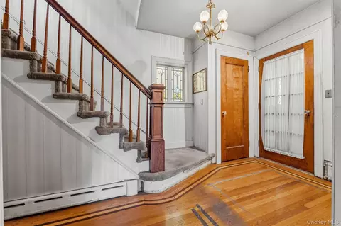 Entry Way - 132 E 238th St, New York, NY 10470 photo 4 of 5
