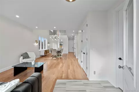 Entry Way - 7 Dessau Cir, Ramapo, NY 10977 photo 1 of 12