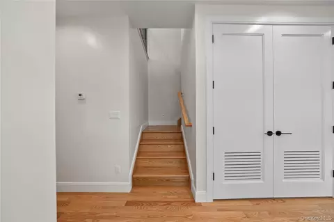 Entry Way - 7 Dessau Cir, Ramapo, NY 10977 photo 8 of 12