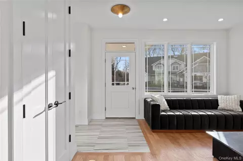 Entry Way - 7 Dessau Cir, Ramapo, NY 10977 photo 3 of 12