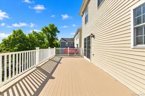 Exterior - 78 Patmore Ave, Yonkers, NY 10710 photo 3 of 5