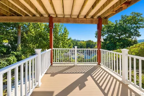 Exterior - 78 Patmore Ave, Yonkers, NY 10710 photo 5 of 5