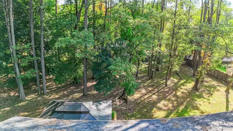 Exterior - 6 Adele Blvd, Ramapo, NY 10977 photo 6 of 7