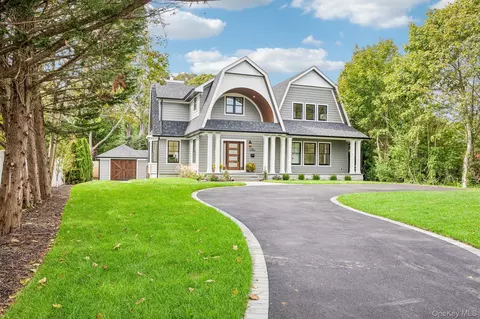 10 Nelson Ave, Blue Point, NY 11715