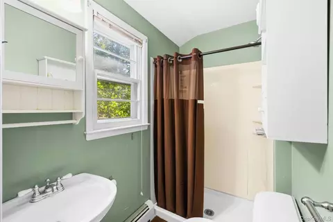 Bath - 2 Easterly Rd, Hampton Bays, NY 11946 photo 2 of 2