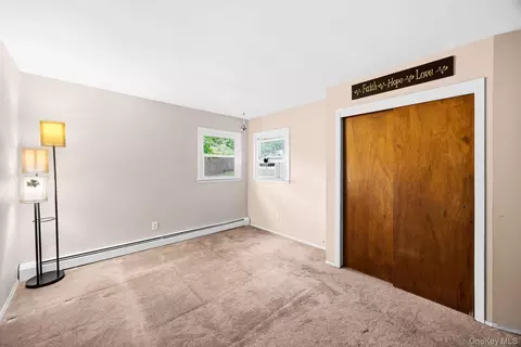 Bedroom - 2 Easterly Rd, Hampton Bays, NY 11946 photo 3 of 3