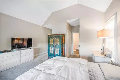 Bedroom - 32 Tyler Dr, Riverhead, NY 11901 photo 4 of 4
