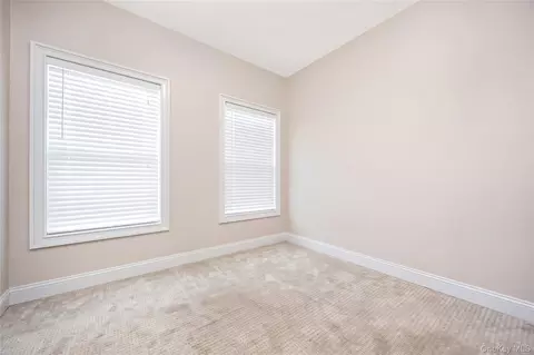 Bedroom - 32 Tyler Dr, Riverhead, NY 11901 photo 2 of 4