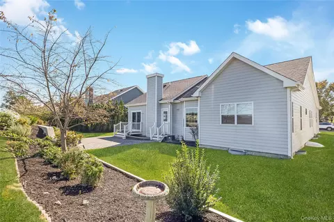 Exterior - 32 Tyler Dr, Riverhead, NY 11901 photo 6 of 8