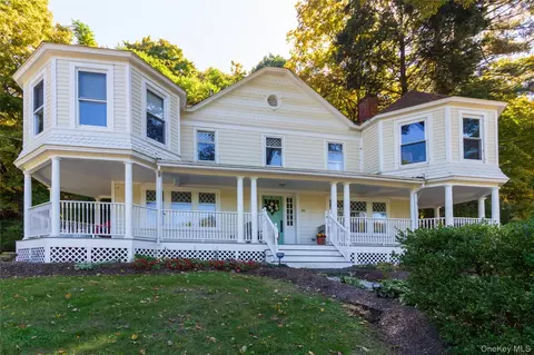 Exterior - 30 Old Post Rd, Red Hook, NY 12571 photo 1 of 3