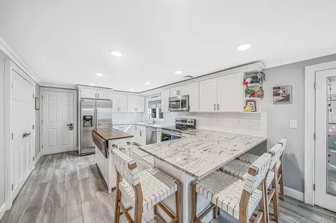 Kitchen - 76 Corbin Ave, Brookhaven, NY 11772 photo 1 of 3