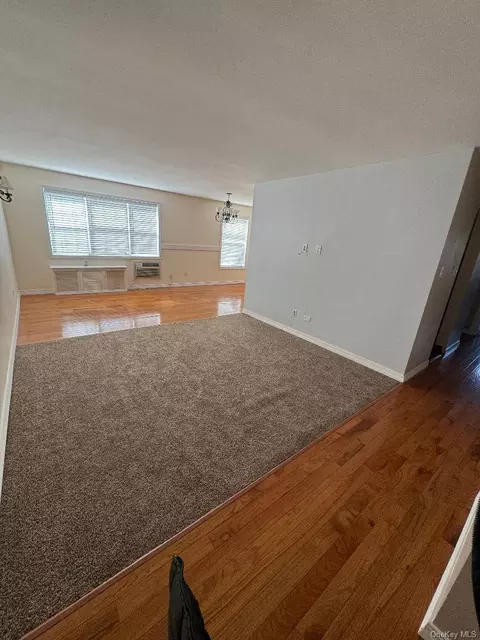151-15 84th St #3D, Howard Beach, NY 11414