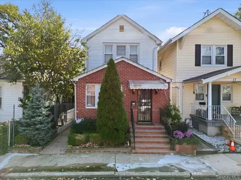 23 Bonta St, Elmont, NY 11003