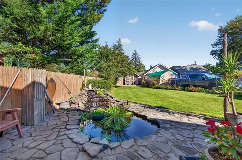 Exterior - 69 Robert St, Patchogue, NY 11772 photo 8 of 8