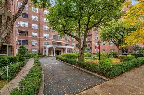 67-66 108 St #A58, Forest Hills, NY 11375