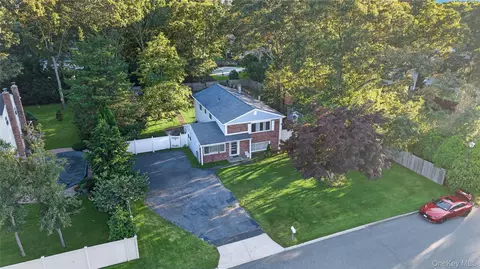 View/Area - 3 Jasper Ave, Patchogue, NY 11772 photo 2 of 5
