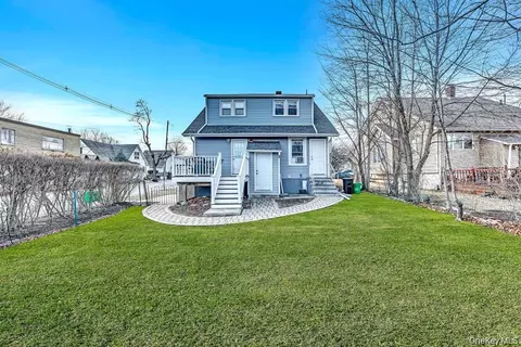 64 Prairie Ave, Ramapo, NY 10901