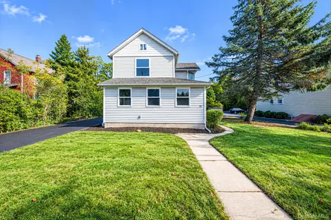 Exterior - 85 Jayne Ave, Patchogue, NY 11772 photo 1 of 6