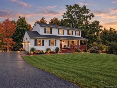 3 Emory Rd, Highland Mills, NY 10930