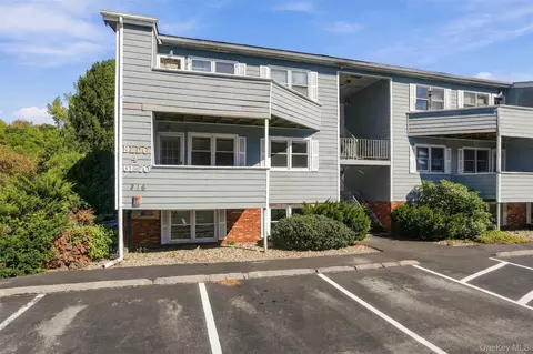 216 West Rd #61, Pleasant Valley, NY 12569