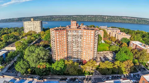 3777 Independence Ave #12N, New York, NY 10463