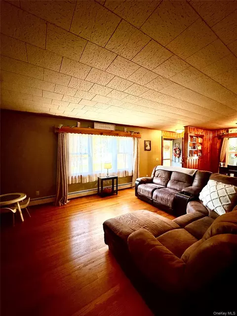 Living - 181 Eldred Yulan Rd, Highland, NY 12732 photo 2 of 2