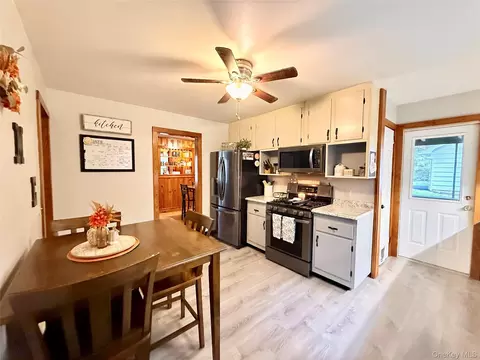 Kitchen - 181 Eldred Yulan Rd, Highland, NY 12732 photo 2 of 5