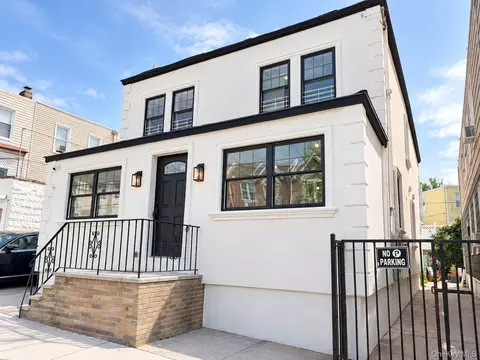 6038 78th Ave, New York, NY 11385
