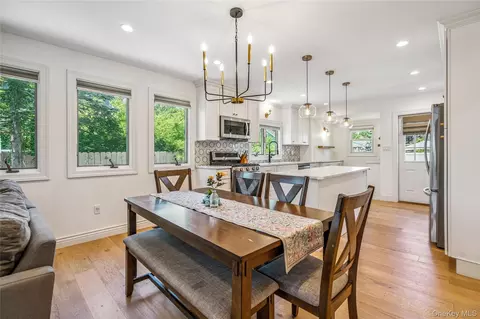 Dining - 55 Cleveland St, Patchogue, NY 11772 photo 2 of 4