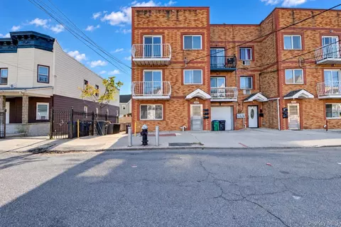 10358 103rd St, Ozone Park, NY 11417