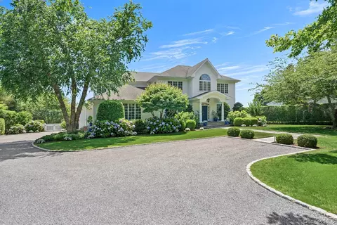 9 Millfarm Ln, Southampton, NY 11968