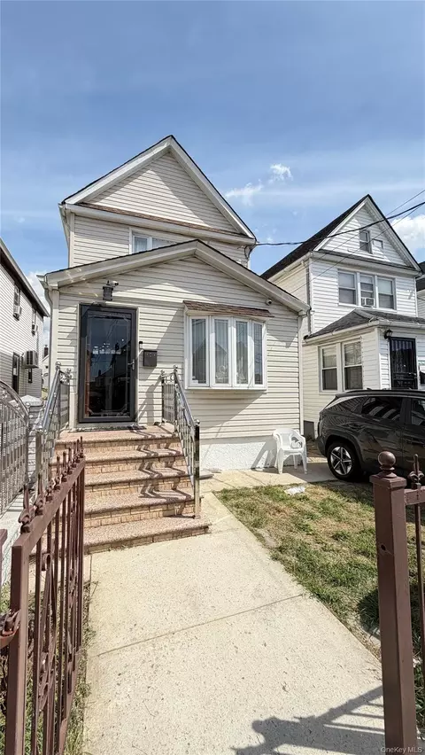 10935 132nd St, New York, NY 11420