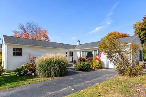 2 Wilson Rd, Southeast, NY 10509