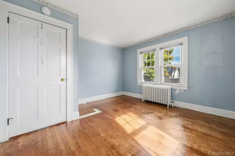 Bedroom - 24 Seneca Rd, Ossining, NY 10562 photo 5 of 8