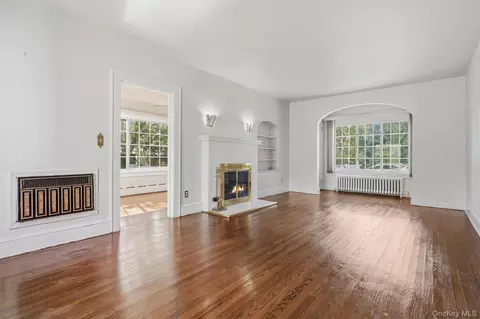 Living - 24 Seneca Rd, Ossining, NY 10562 photo 1 of 5