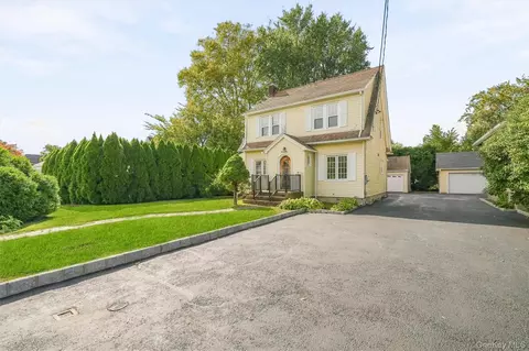 Exterior - 24 Seneca Rd, Ossining, NY 10562 photo 2 of 4
