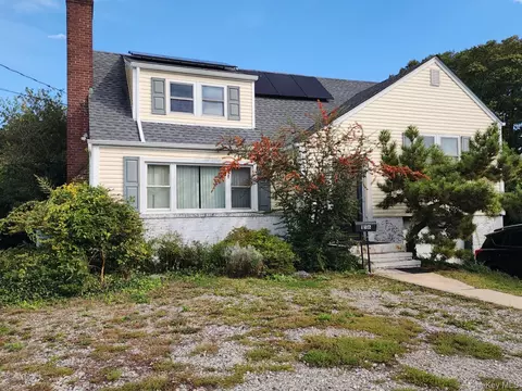 156 Brookside Ave, Roosevelt, NY 11575