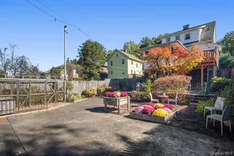 Exterior - 340 Union Ave, Peekskill, NY 10566 photo 17 of 18