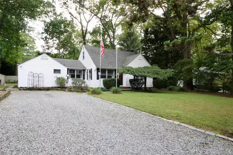 19 Wilson St, East Northport, NY 11731