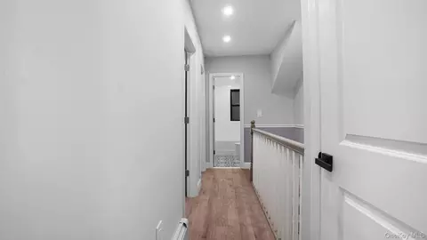 Entry Way - 128 E 238th St, New York, NY 10470 photo 5 of 6