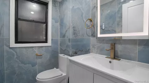 Bath - 128 E 238th St, New York, NY 10470 photo 1 of 3
